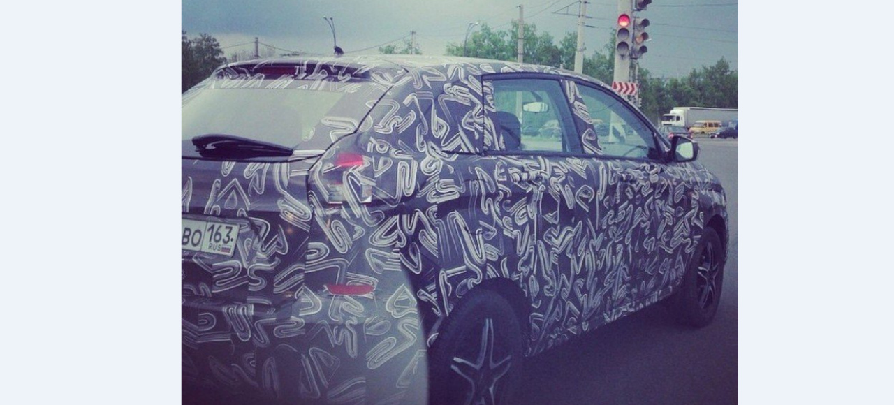 Прототип Lada Xray замечен во время испытаний