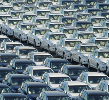 Итоги продаж 2014: масс-сегмент рухнул, премиум-класс – в плюсе