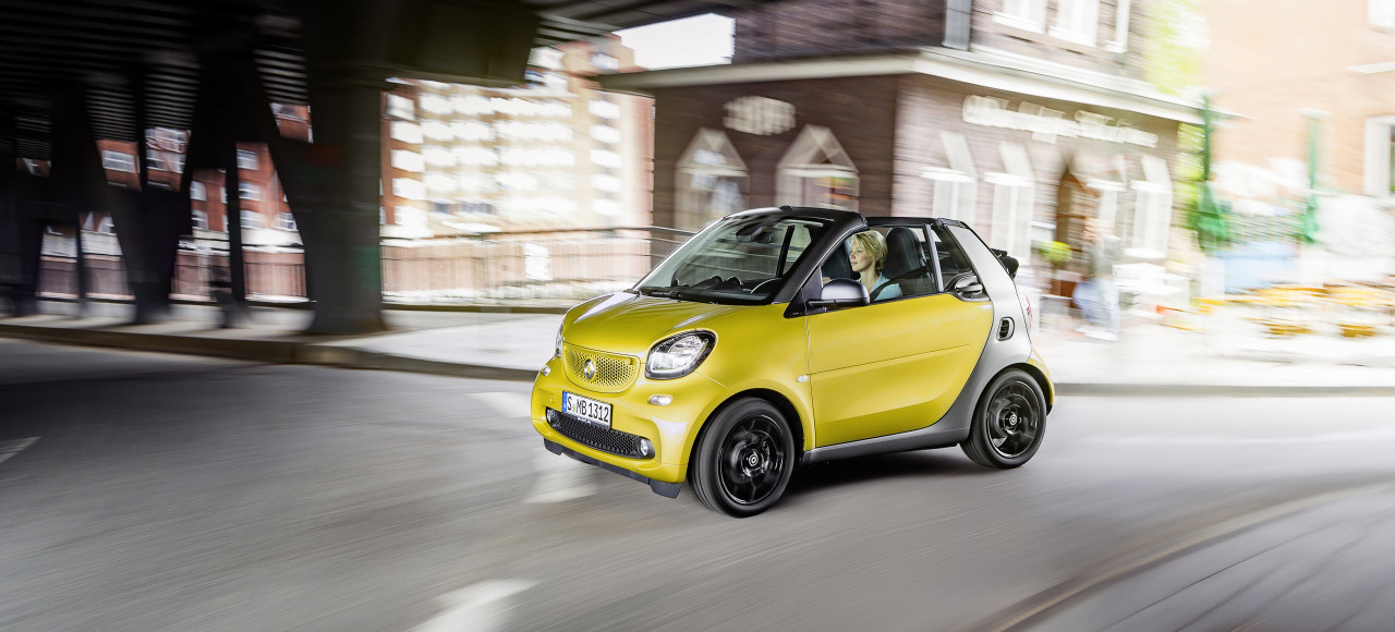 Новый smart fortwo cabrio едет во Франкфурт