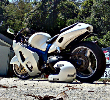 Мотоциклистам и стритрейсерам могут запретить ездить ночью