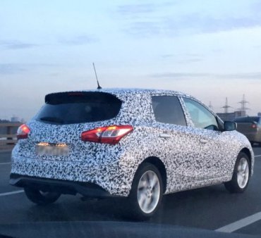 Nissan Sentra-хэтчбек сохранит имя Tiida