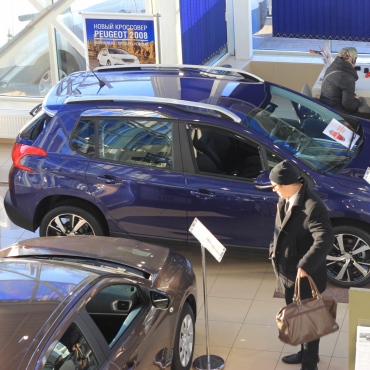 В Петербурге закрылся один из старейших дилеров Peugeot
