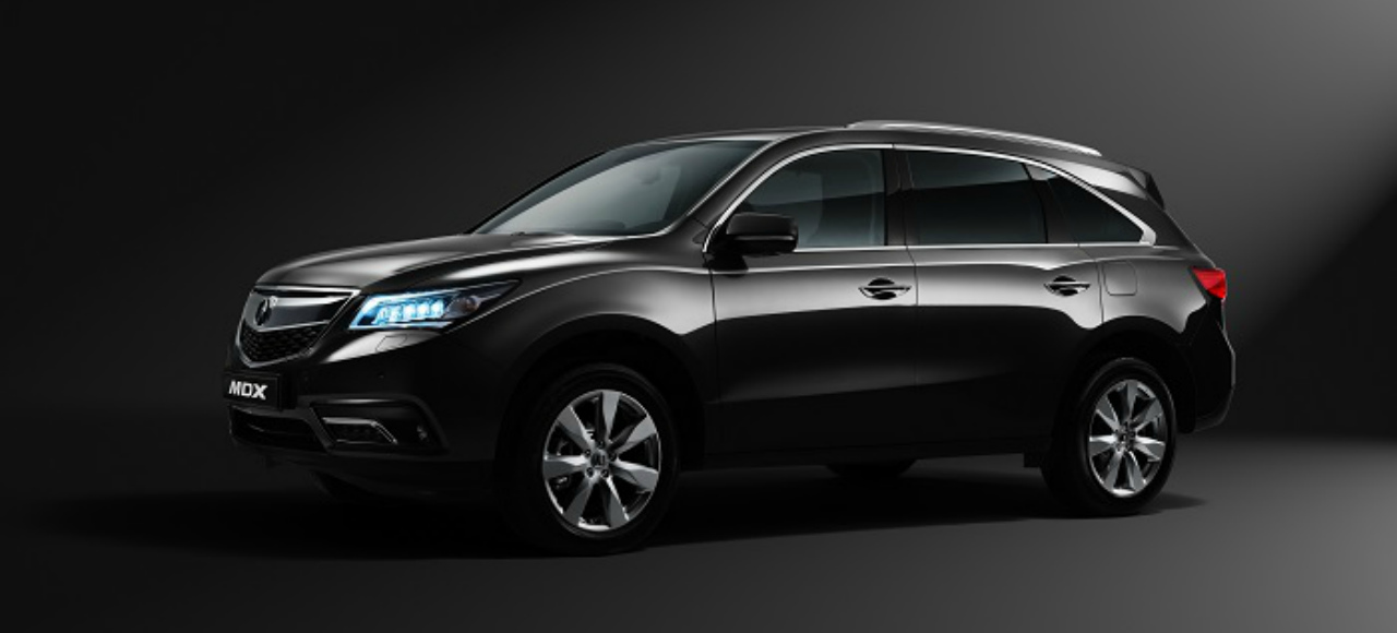 Семиместный Acura MDX теперь за 2 600 000 рублей