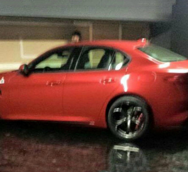 Изображения Alfa Romeo Giulia появились до премьеры