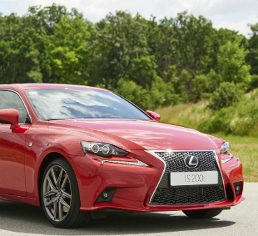 Lexus IS наконец-то оснастят новым турбомотором