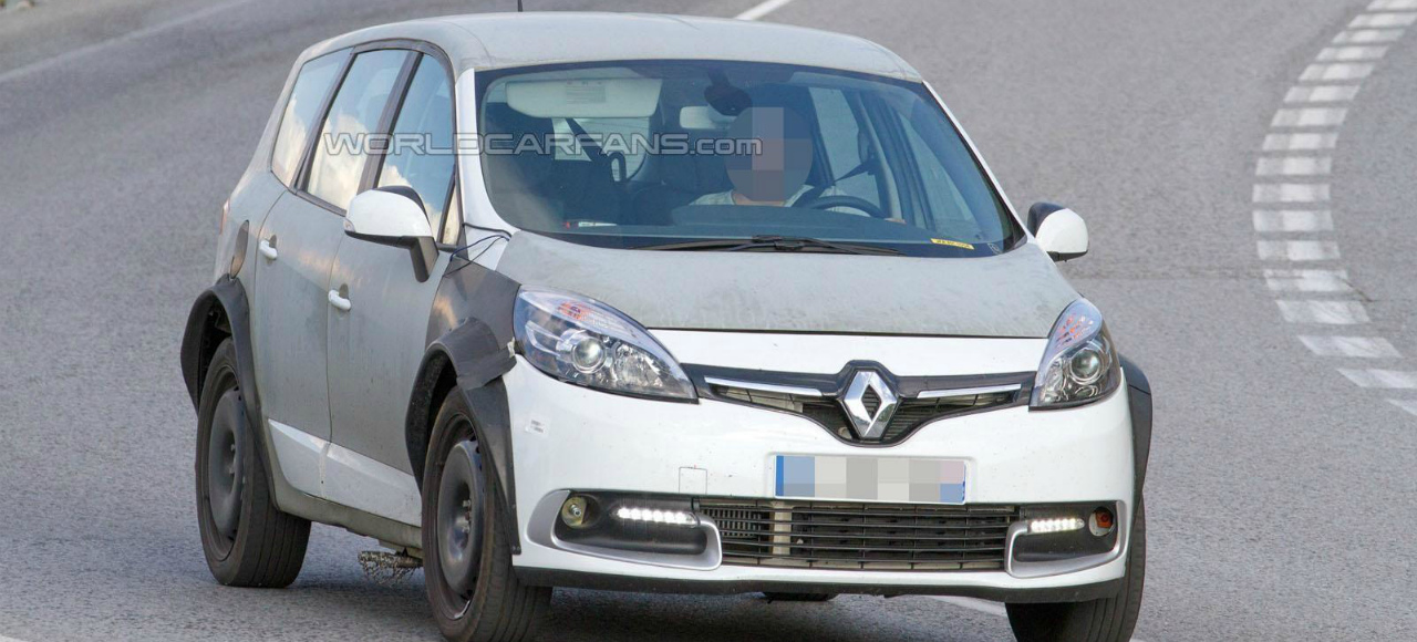 Новое поколение Renault Grand Scenic вышло на тесты