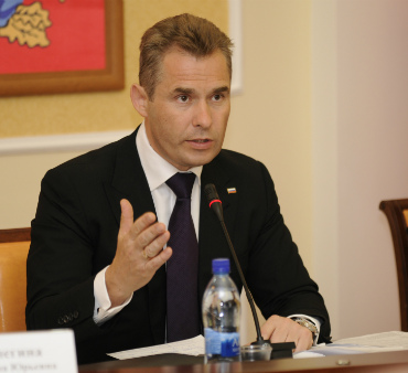 Омбудсмен Астахов все-таки намерен штрафовать за оставление детей в машине