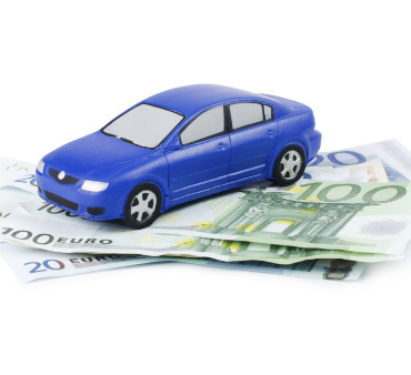 Сразу два банка объявили о приостановке выдачи автокредитов