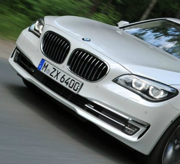 BMW отзывает автомобили из-за проблем с двигателями