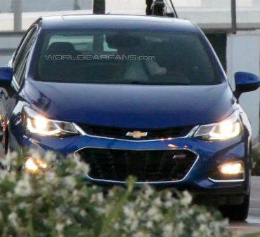 Шпионы поймали новый Chevrolet Cruze