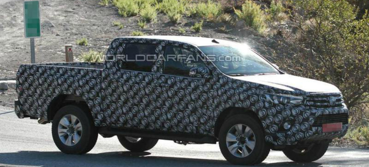 Пикап Toyota Hilux: первые фотографии