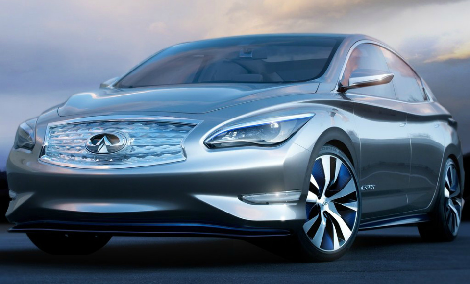 Infiniti пока не будет выпускать электромобили