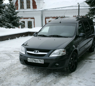 Наши чиновники начали пересаживаться на отечественные автомобили