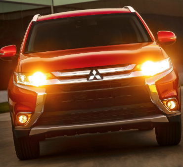 Нью-Йорк 2015: Mitsubishi Outlander показан общественности