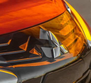 Продажи Mitsubishi упали на 36%