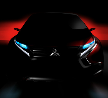 Mitsubishi опубликовала первый тизер нового кроссовера