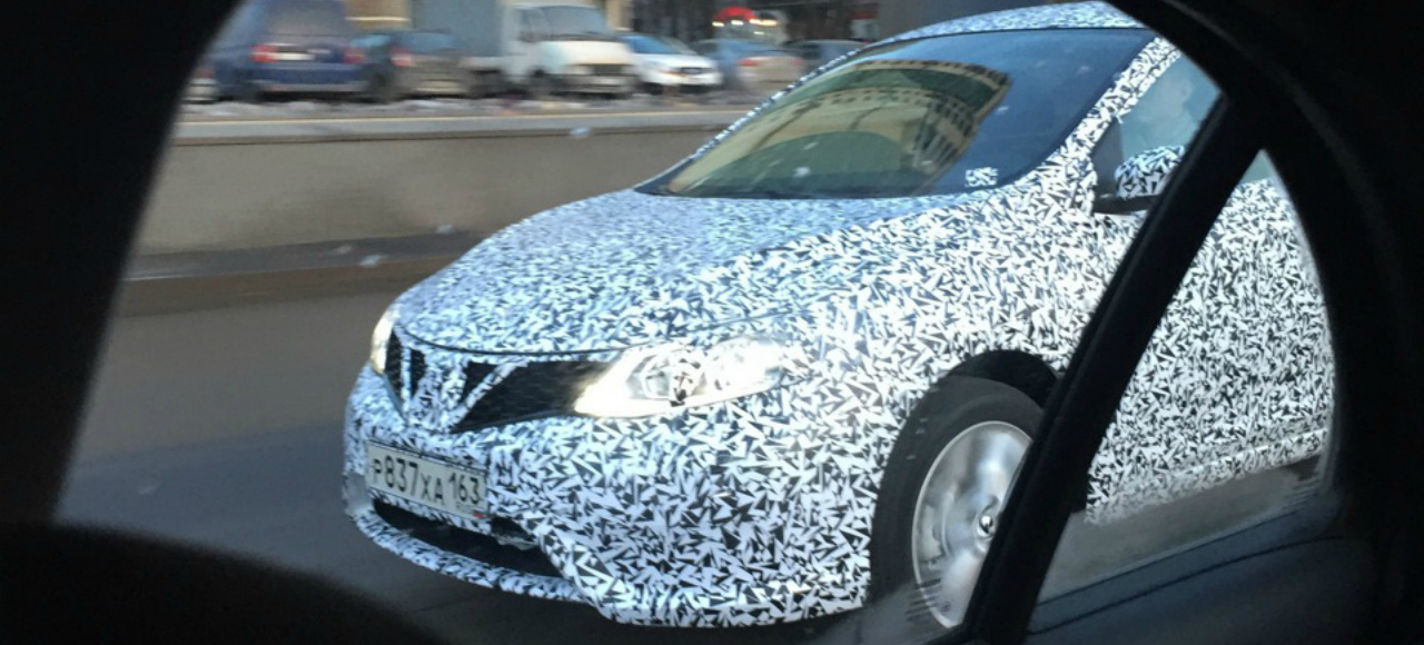 На дорогах появился хетчбэк Nissan Sentra