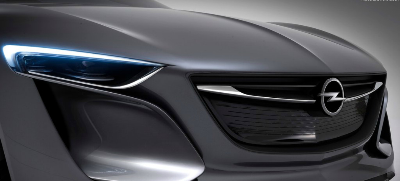 Opel будет оснащать автомобили умными фарами