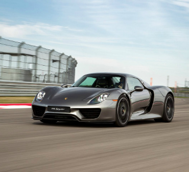 Porsche 918 Spyder за 1 000 000 евро приехал в Россию