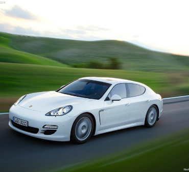 Porsche в России отзывает Cayenne и Panamera