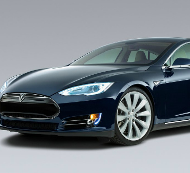 «Заряженная» Tesla станет еще быстрее