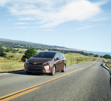 Новый Prius появится только в декабре 2015