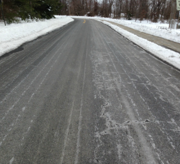 Обработку дорог реагентами предложено запретить