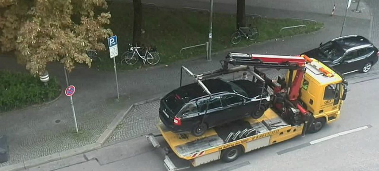 Автовладельцы жалуются на работу парковок и эвакуаторов