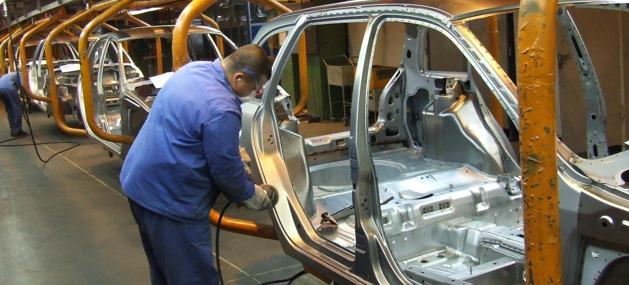 АВТОВАЗ поднимает зарплату