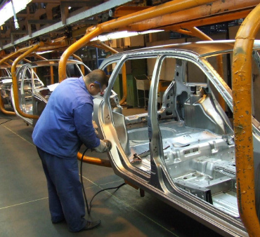 АВТОВАЗ поднимает зарплату