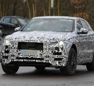 Кроссовер от Jaguar замечен на дорогах