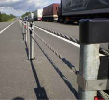 Тросы вместо бетона на дорогах: новшество от Автодора