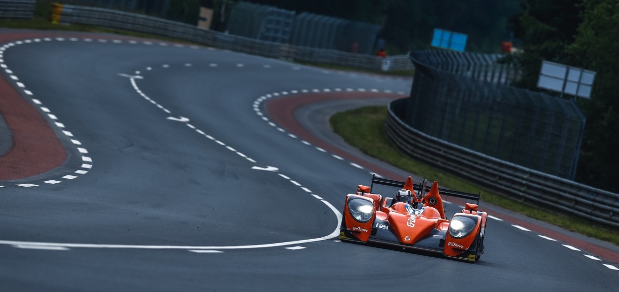 АЗС «Газпромнефть» заправит автоспортом