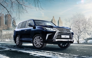 Lexus объявил о скидках на ноябрь