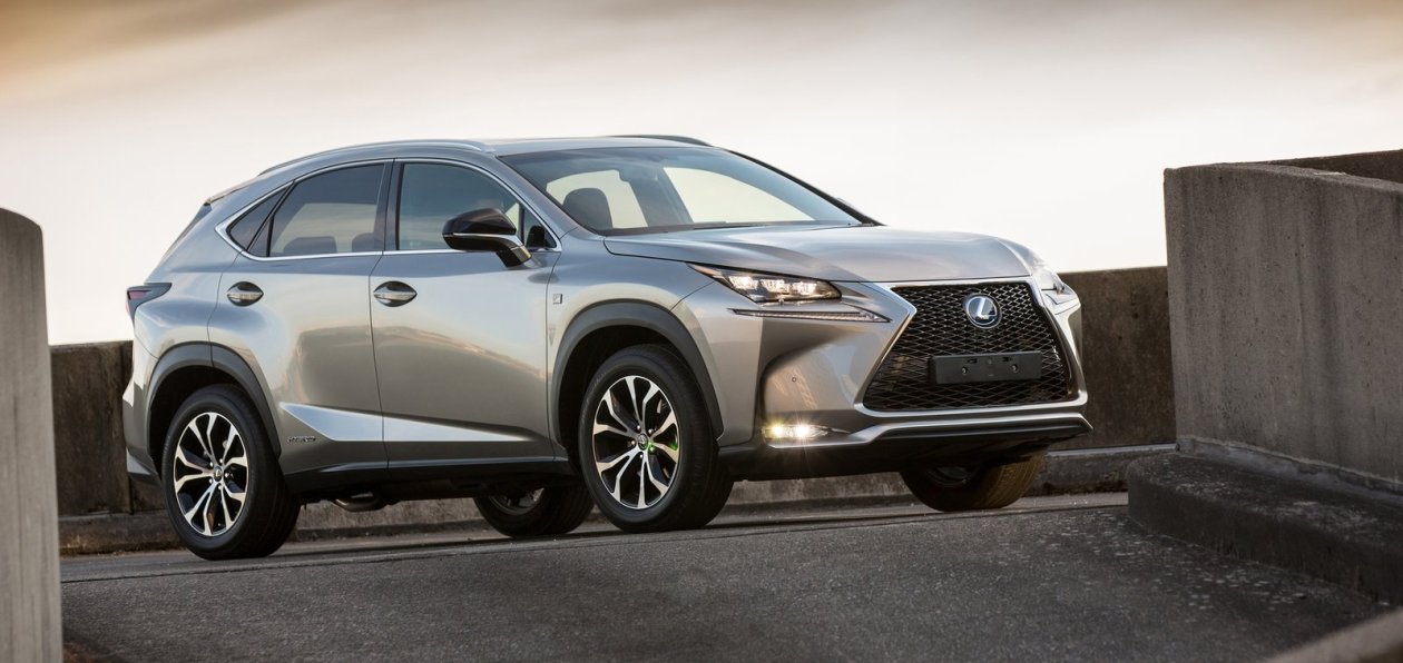 Lexus объявляет июньские скидки