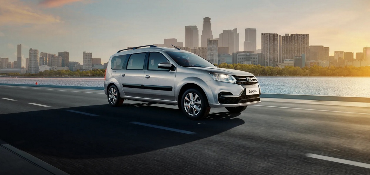 АвтоВАЗ скидывает цены на Lada Largus