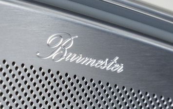 Новый Porsche Panamera получил аудиосистему с трехмерным звучанием