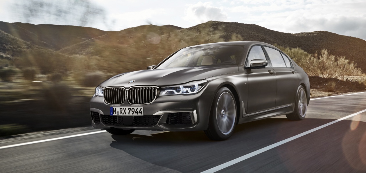 Женева 2016: «семерка» BMW получит M-версию