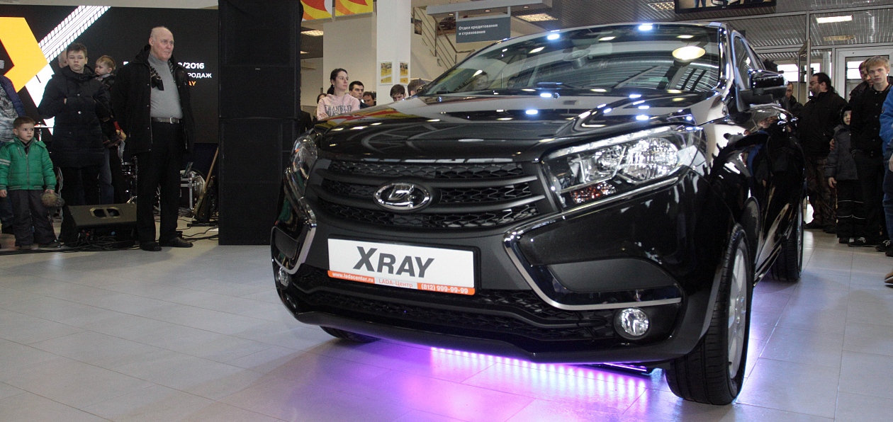 В России стартовали продажи Lada XRAY