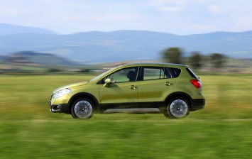 В сеть «утекли» фотографии обновленного Suzuki SX4