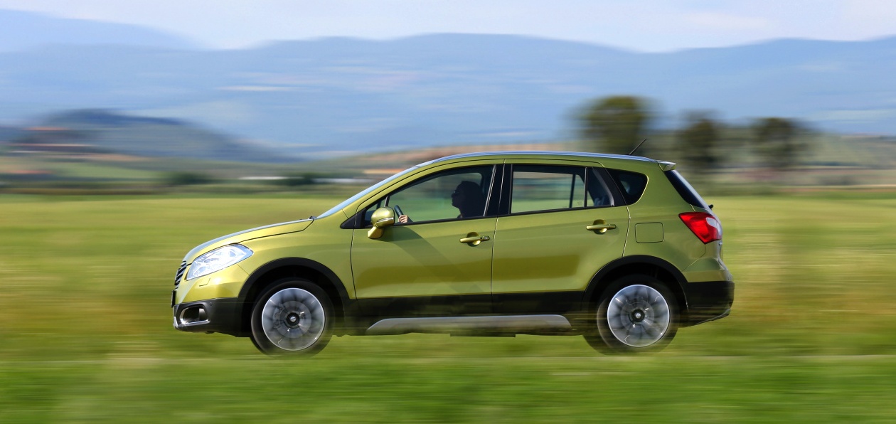 В сеть «утекли» фотографии обновленного Suzuki SX4