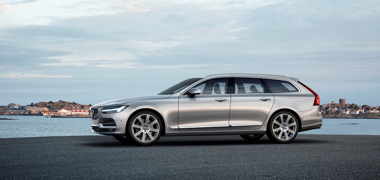 В Volvo «рассекретили» универсал V90