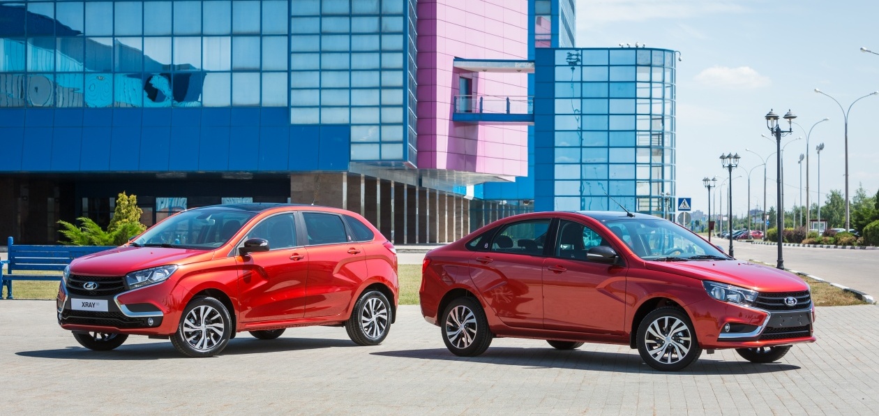 АвтоВАЗ представил спецверсии Vesta и XRAY