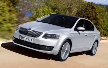 Skoda Octavia получила новый базовый мотор