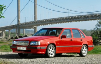 Volvo отмечает 25-летие модели 850