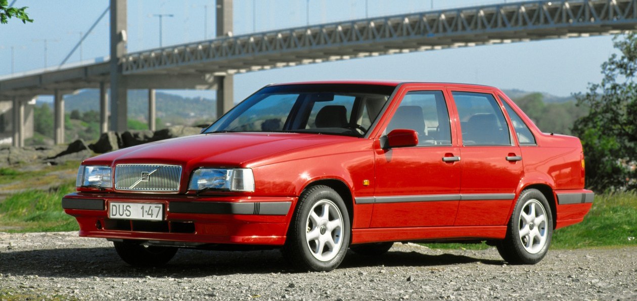 Volvo отмечает 25-летие модели 850