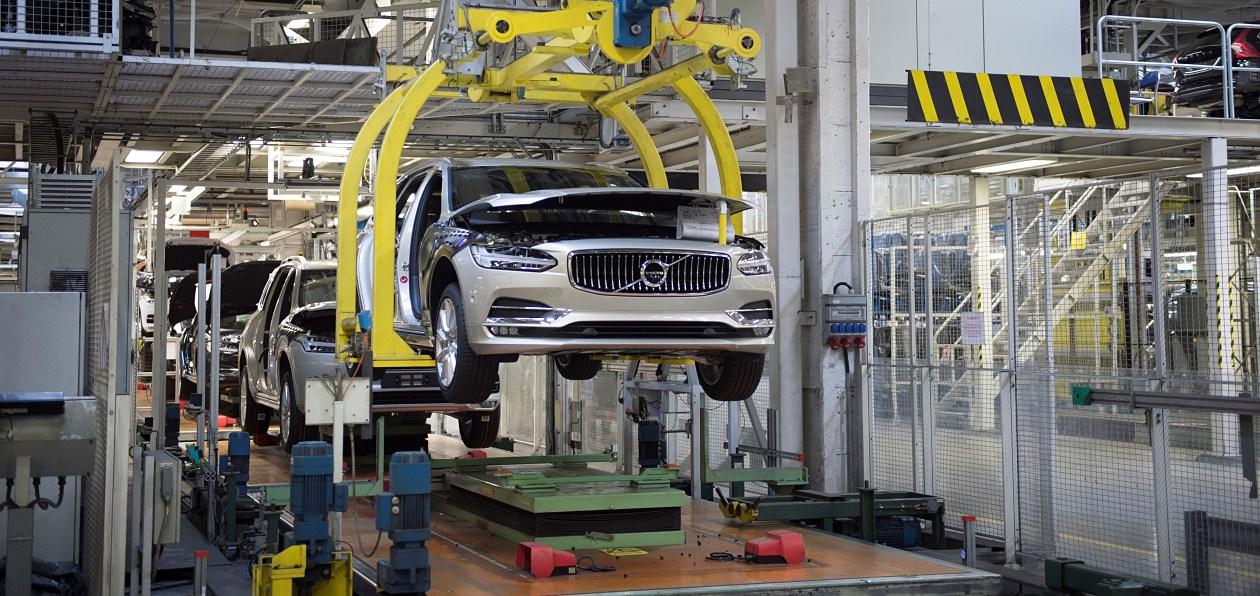 Volvo запустила производство универсала V90