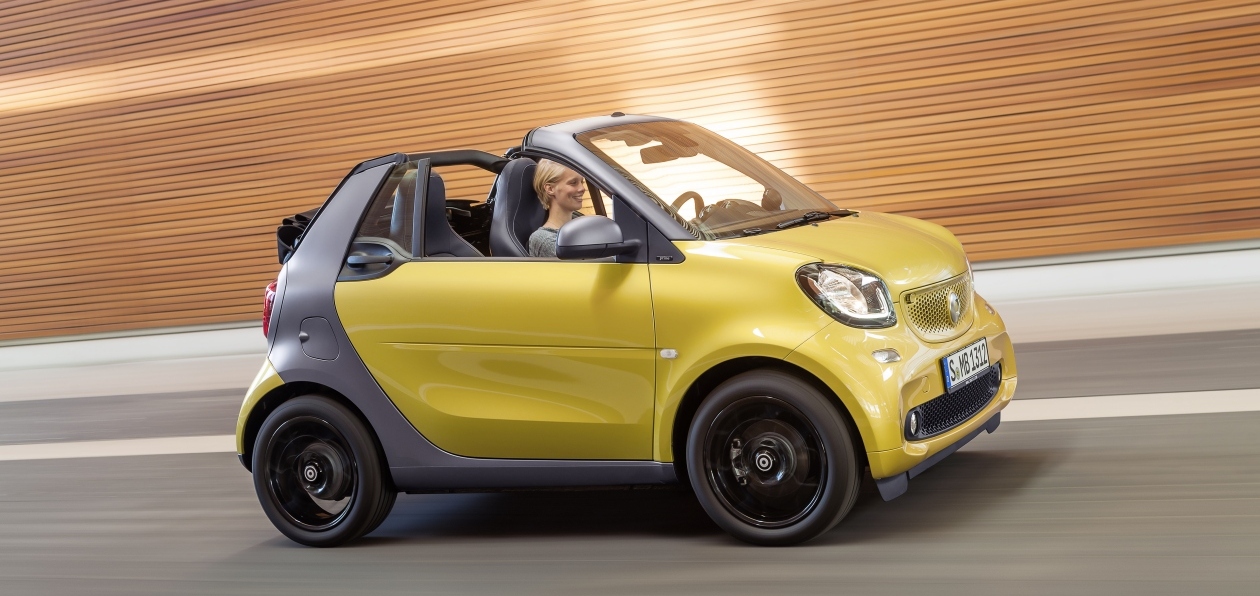 Новый smart fortwo cabrio доехал до России