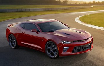Новый Chevrolet Camaro доехал до России без моторов V6 и V8