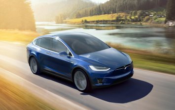 Teslа под управлением автопилота снова попала в серьезную аварию